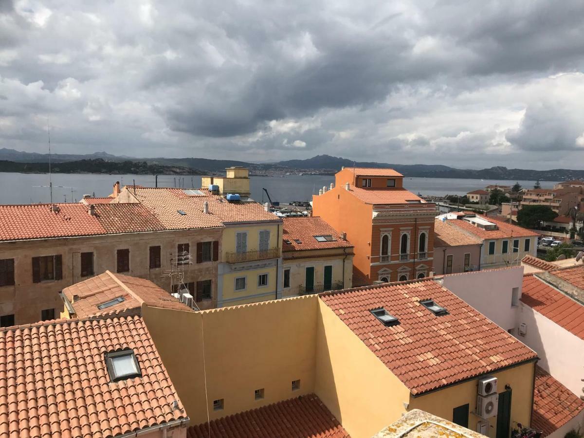 "Nonna Anna" Apartment La Maddalena  Exterior photo